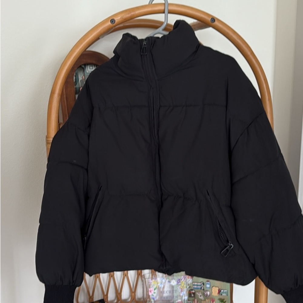 Women's Black Puffer Jacket